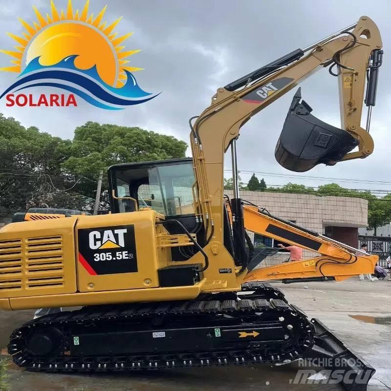 CAT 305.e2 小型挖掘机