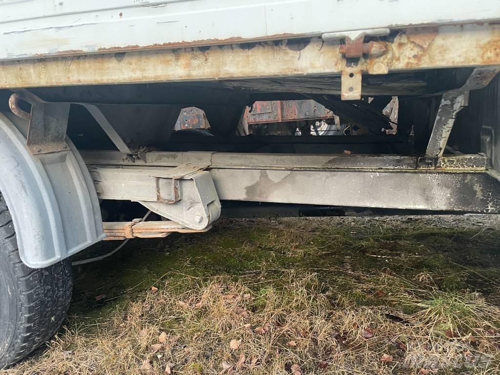 Mercedes-Benz 309D 商务面包车