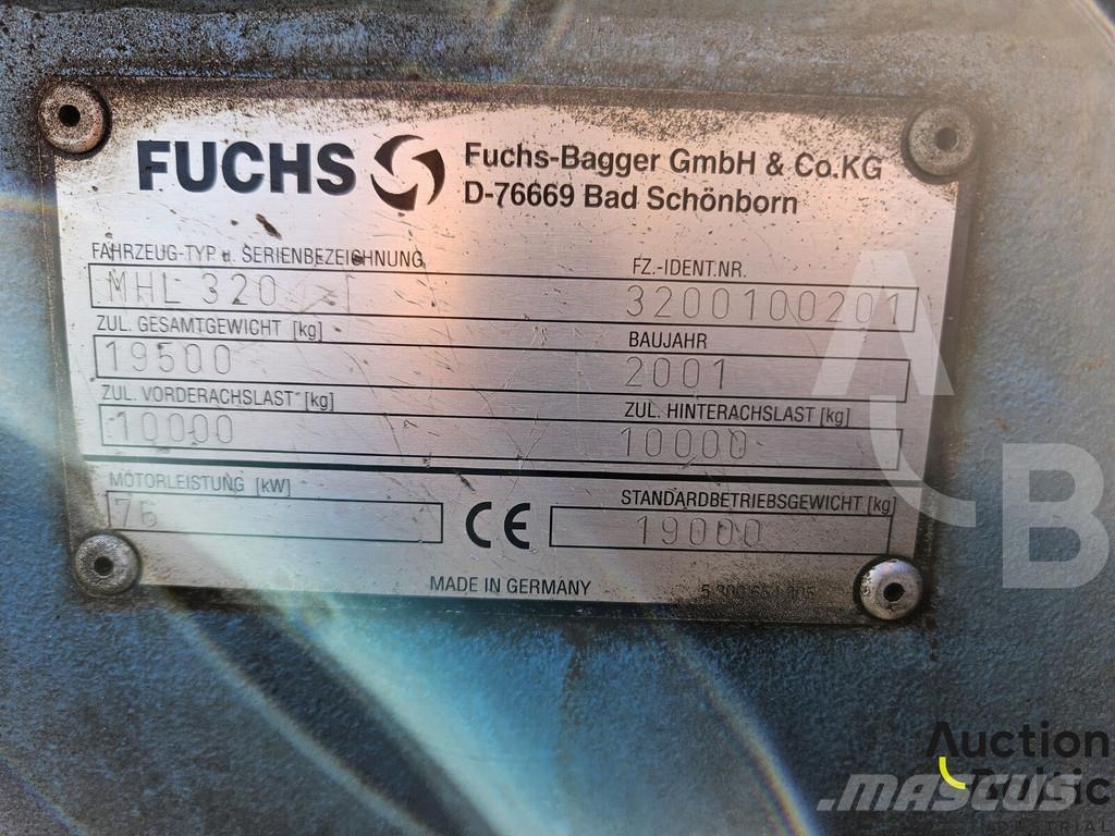 Fuchs MHL 320 轮式挖掘机