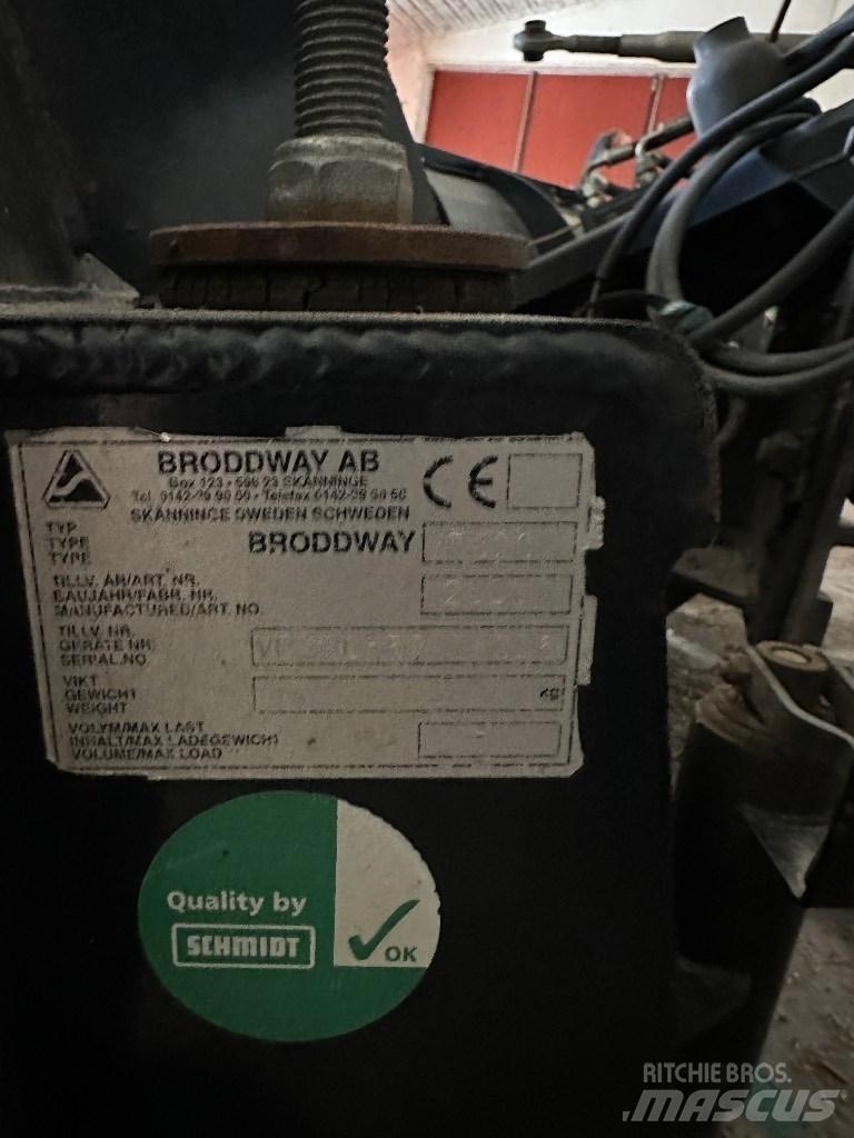 Gradmeko 320 v 推雪机