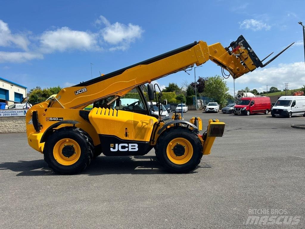 JCB 540-140 Sway / AC 伸缩臂叉装车|叉装车