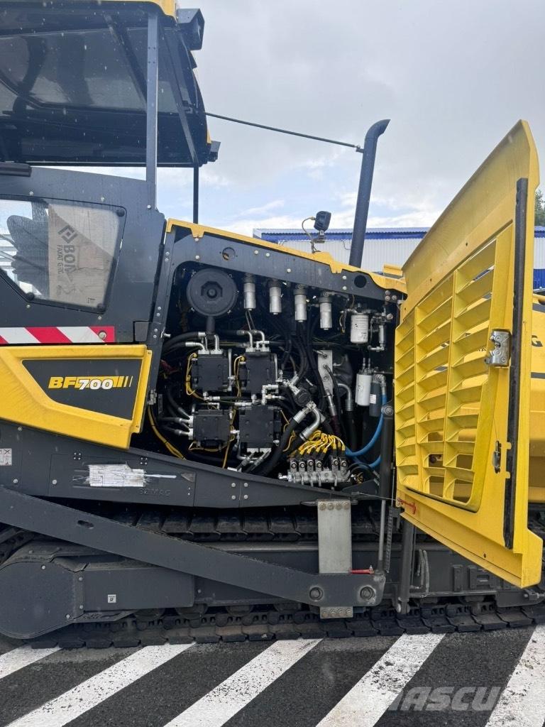 Bomag BF 700 C-3 L 沥青摊铺机