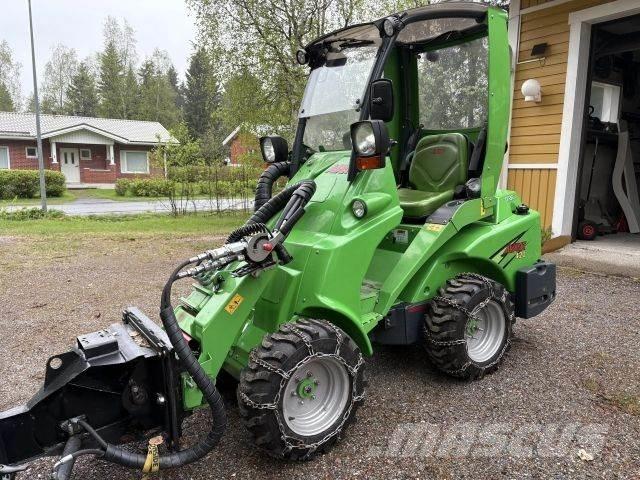 Avant 420 小型装载机