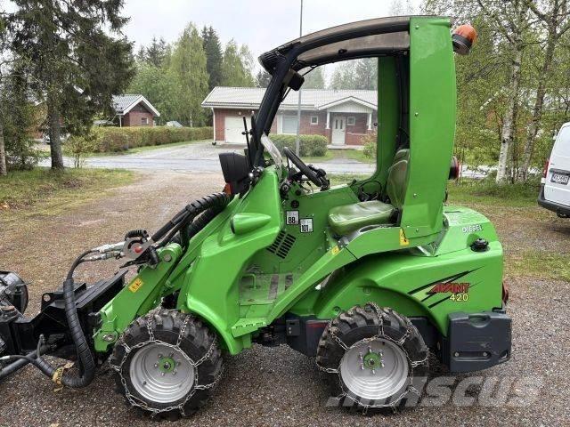 Avant 420 小型装载机