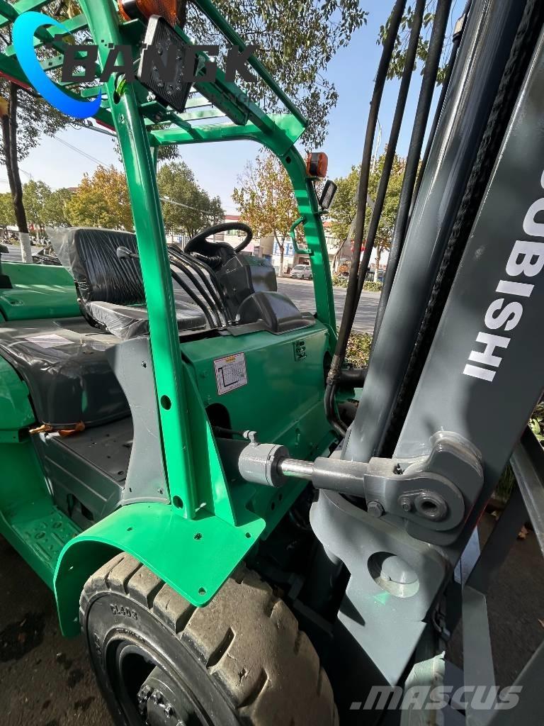 Mitsubishi FD 50 柴油叉车