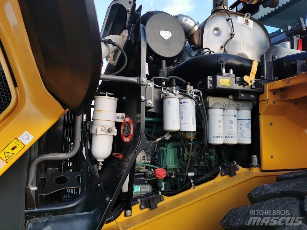 Volvo L 150 H / L150H 轮式装载机
