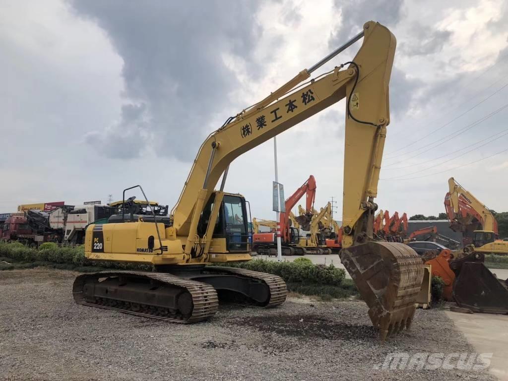 Komatsu pc220-8 履带挖掘机