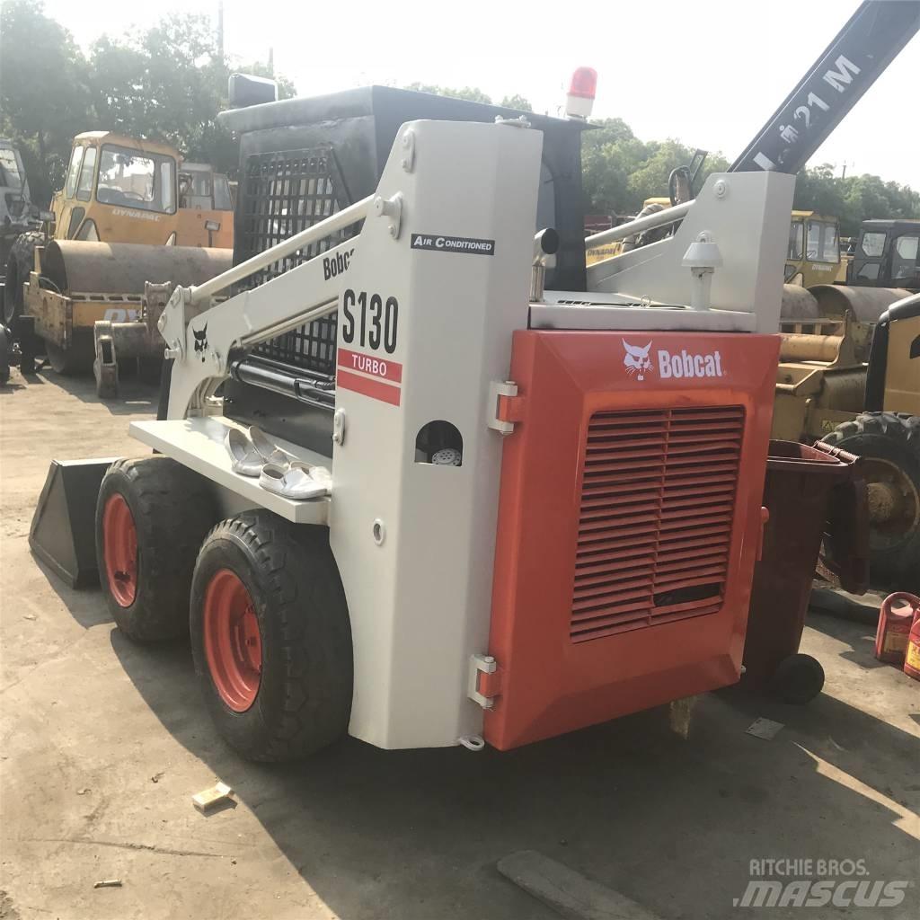 Bobcat S 130 滑移装载机