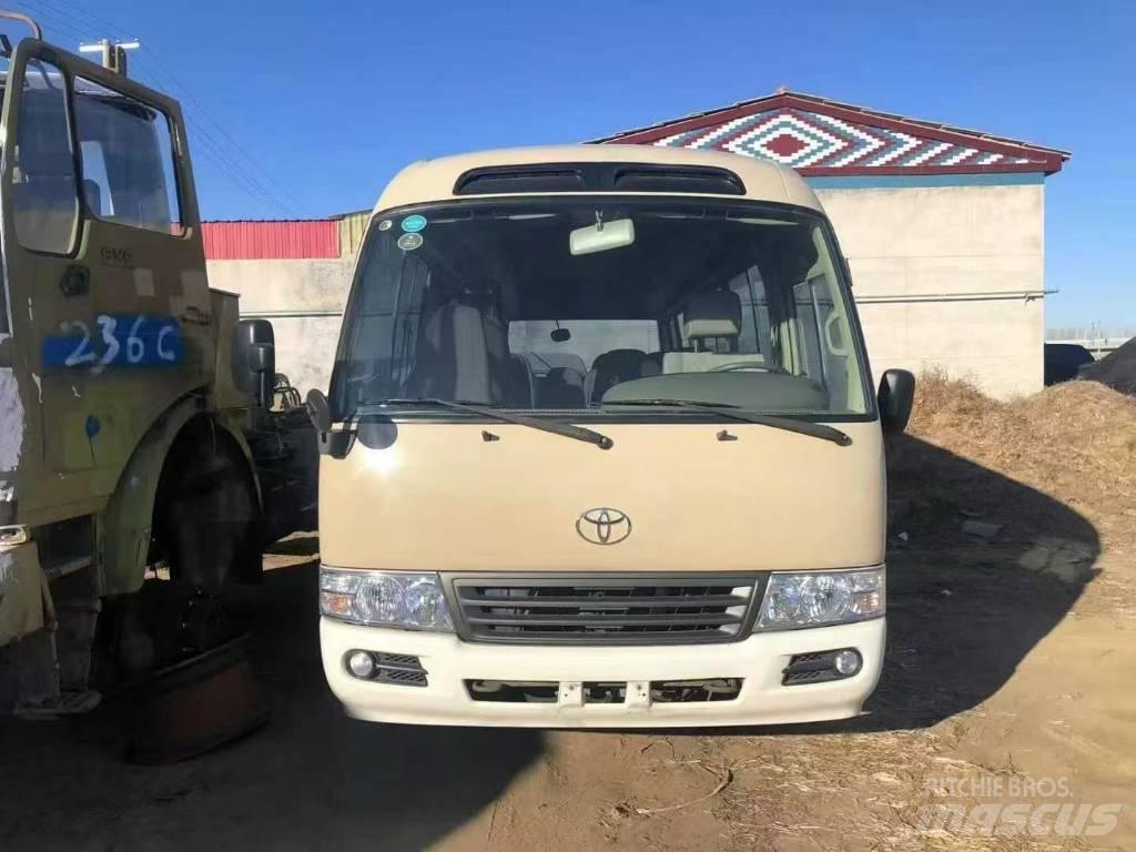 Toyota Coaster Bus 迷你巴士