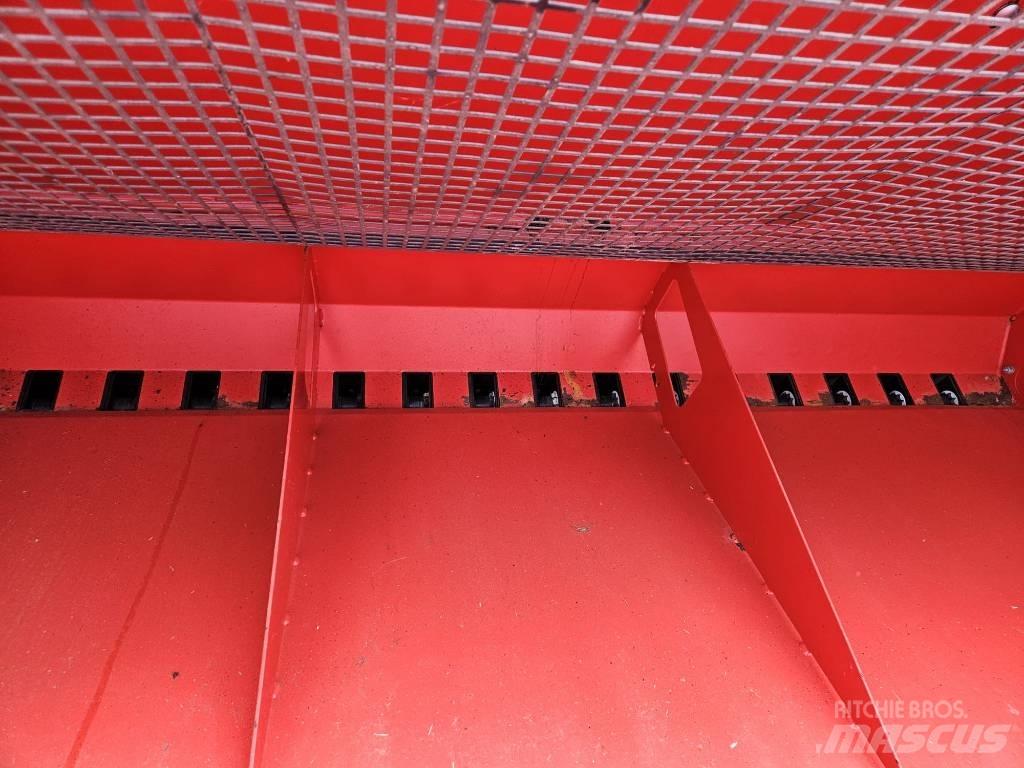 Tume Nova Combi 4000 多功能条播机