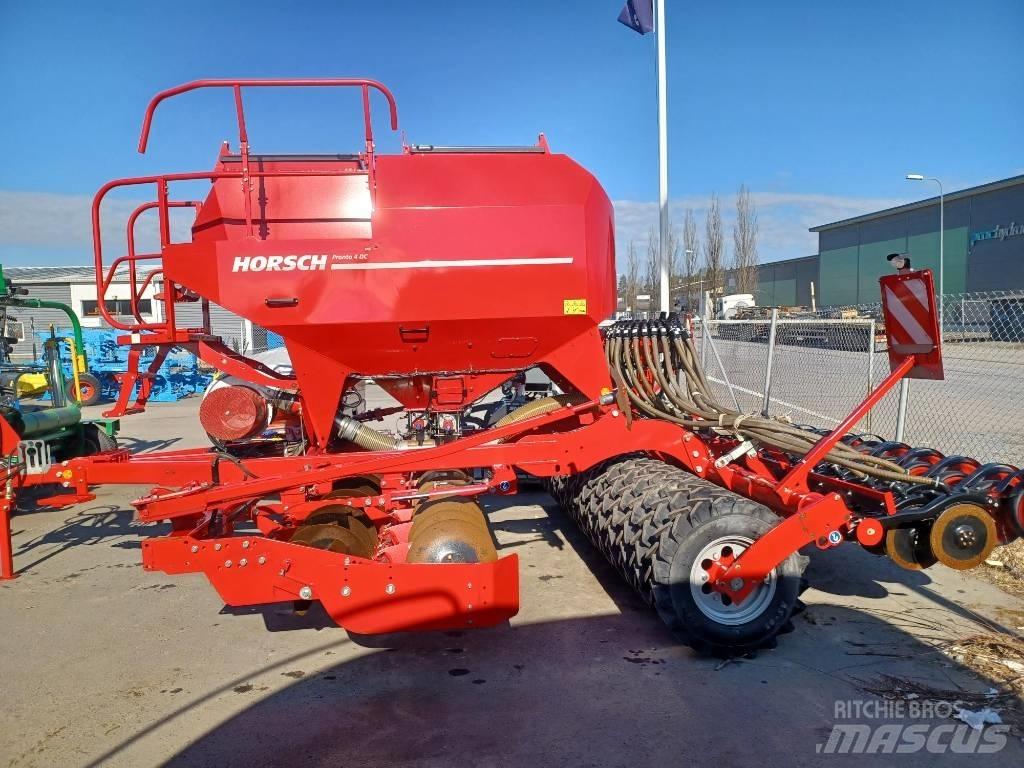 Horsch Pronto 4 DC 多功能条播机