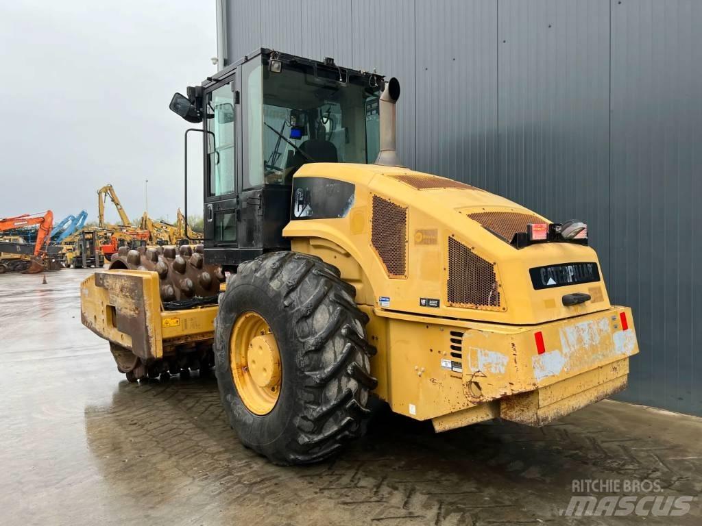 CAT CP76 单轮压路机
