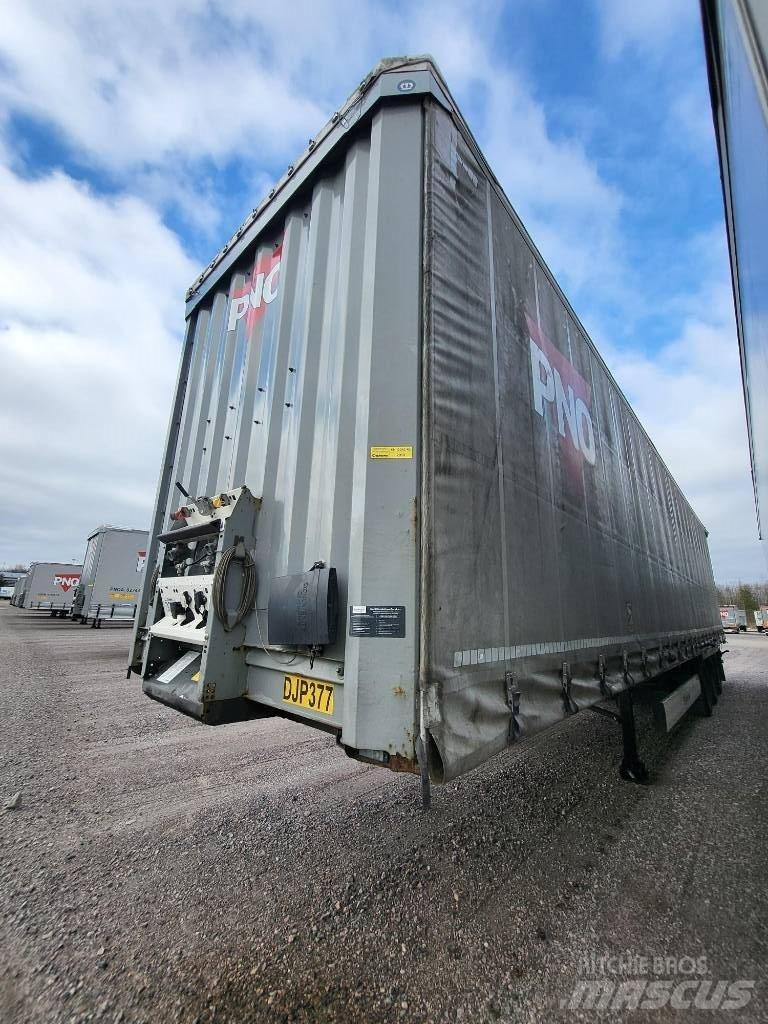 Krone Curtain Nordic 侧帘半挂车