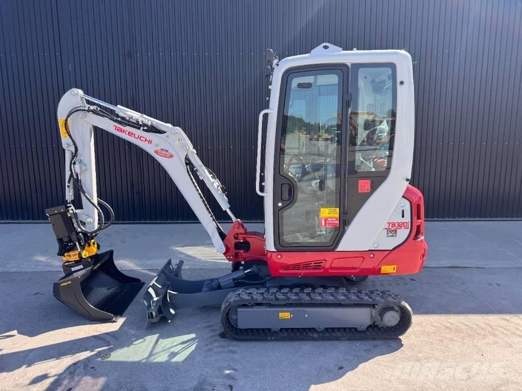 Takeuchi TB 320 小型挖掘机