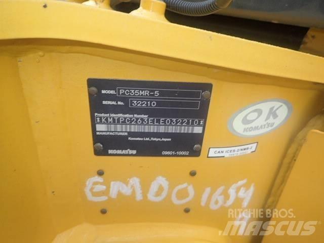 Komatsu PC35MR-5 小型挖掘机
