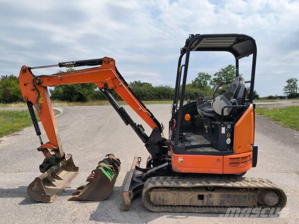 Hitachi ZX 26 U-5A 小型挖掘机