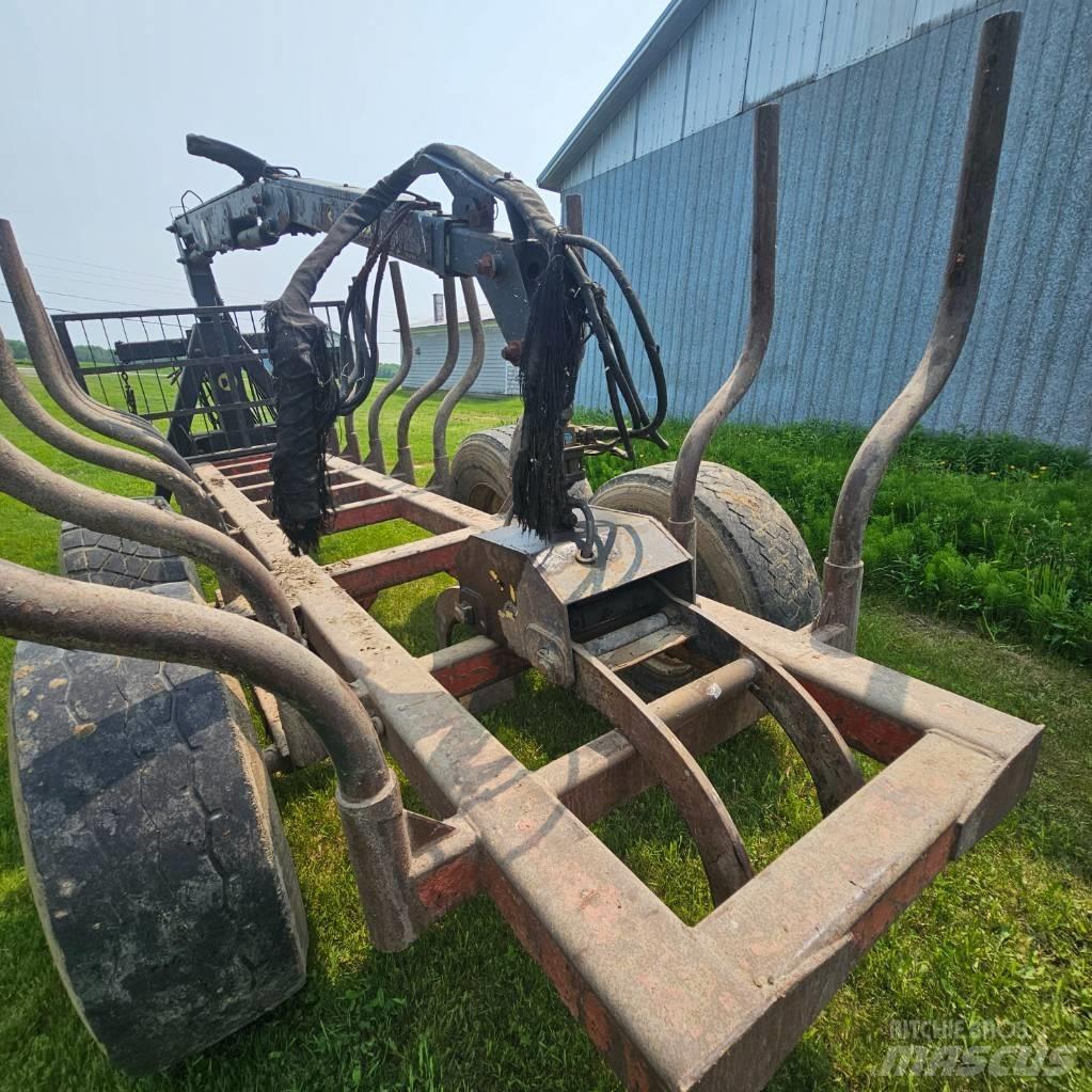 Hardi 24' 木材拖车