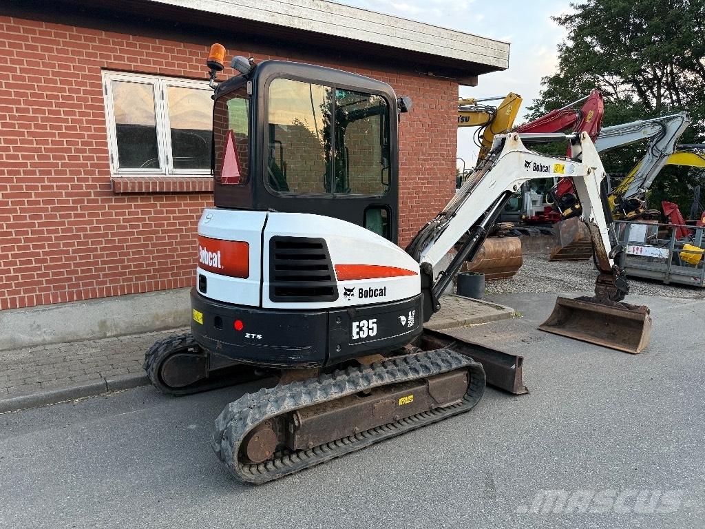 Bobcat E 35 小型挖掘机