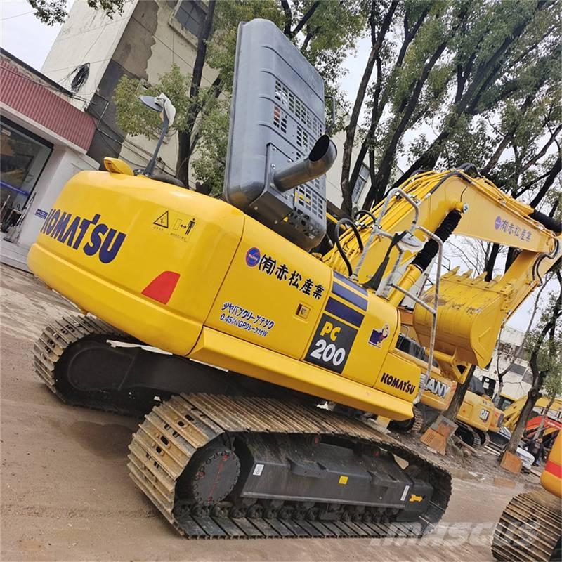Komatsu PC 200-8 履带挖掘机