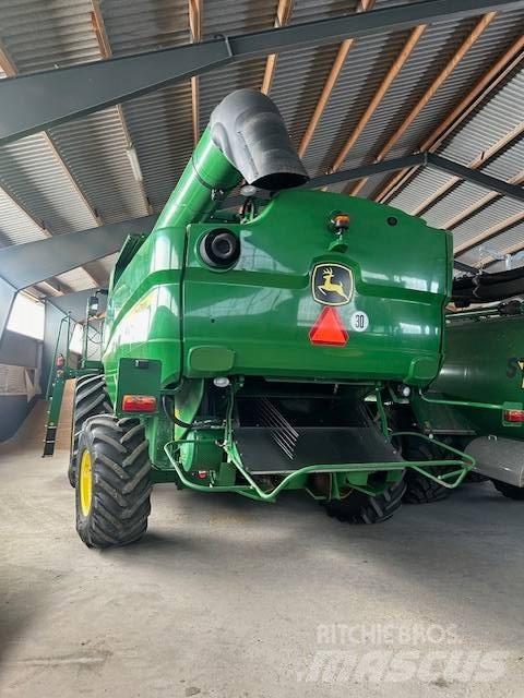 John Deere S 670 i 联合收割机