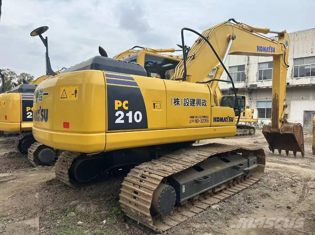 Komatsu PC 210 LC 履带挖掘机