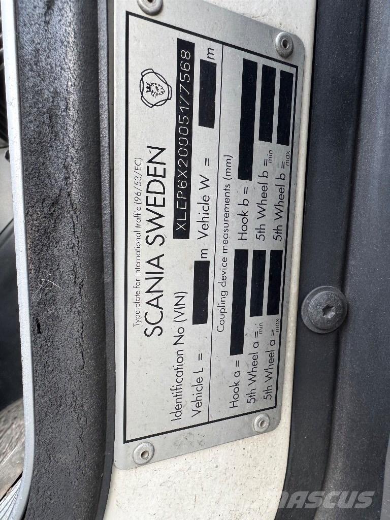 Scania P 340 厢式货车