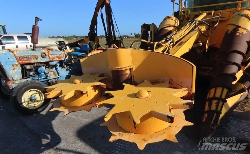 Cameco 3510 联合收割机