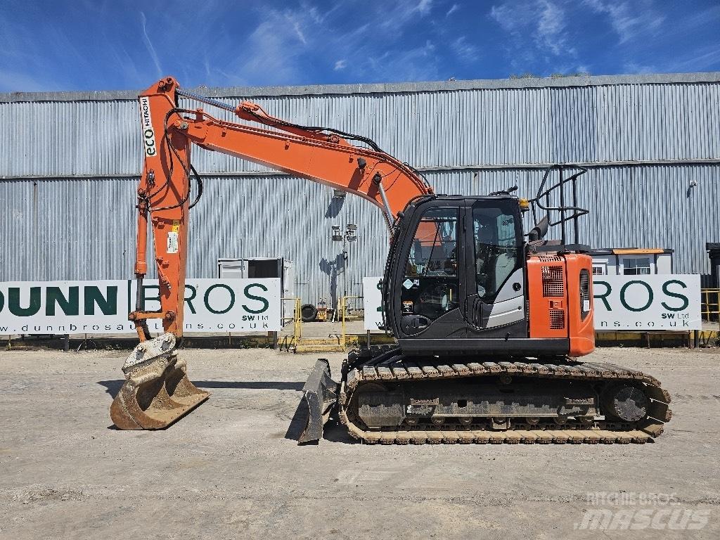 Hitachi ZX 135 US-6 履带挖掘机
