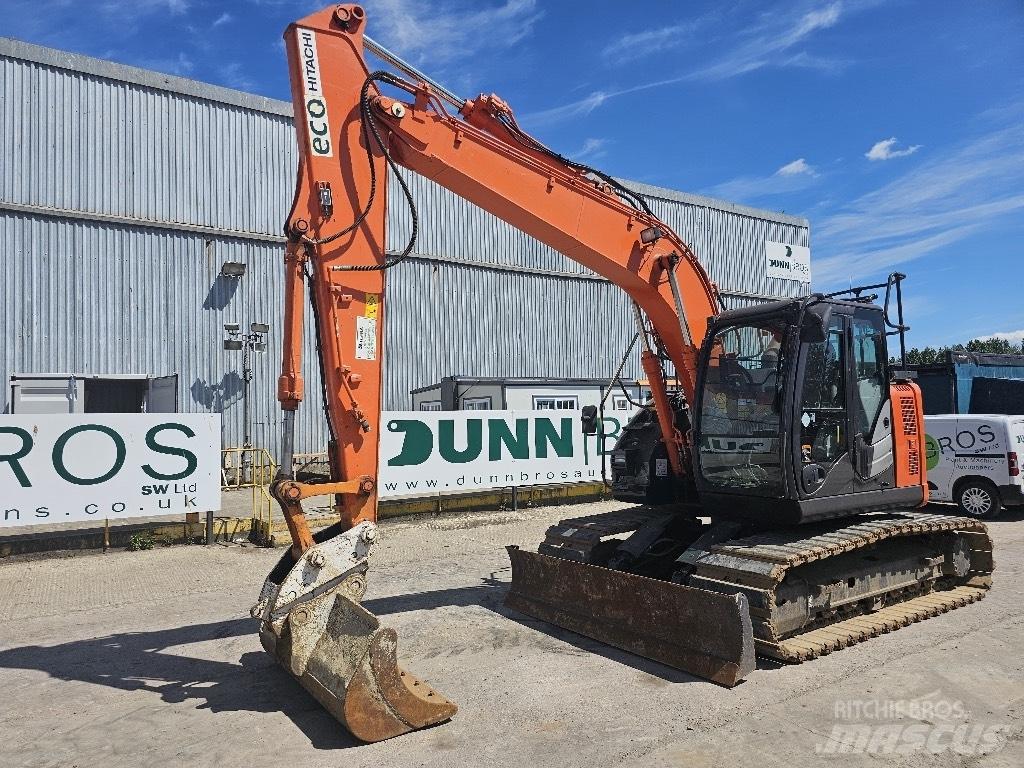 Hitachi ZX 135 US-6 履带挖掘机