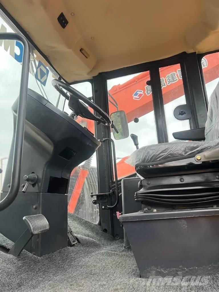 XCMG XS 183 J 单轮压路机