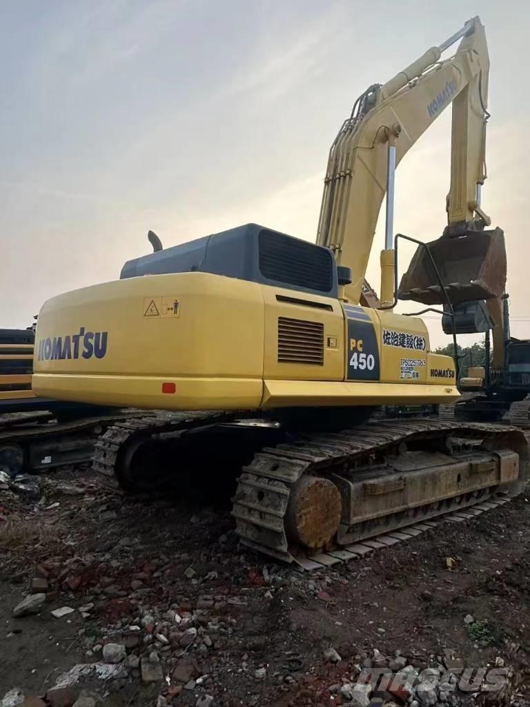 Komatsu 450-8 履带挖掘机