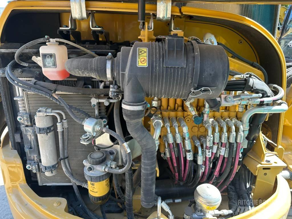 CAT CAT303.5E2 小型挖掘机