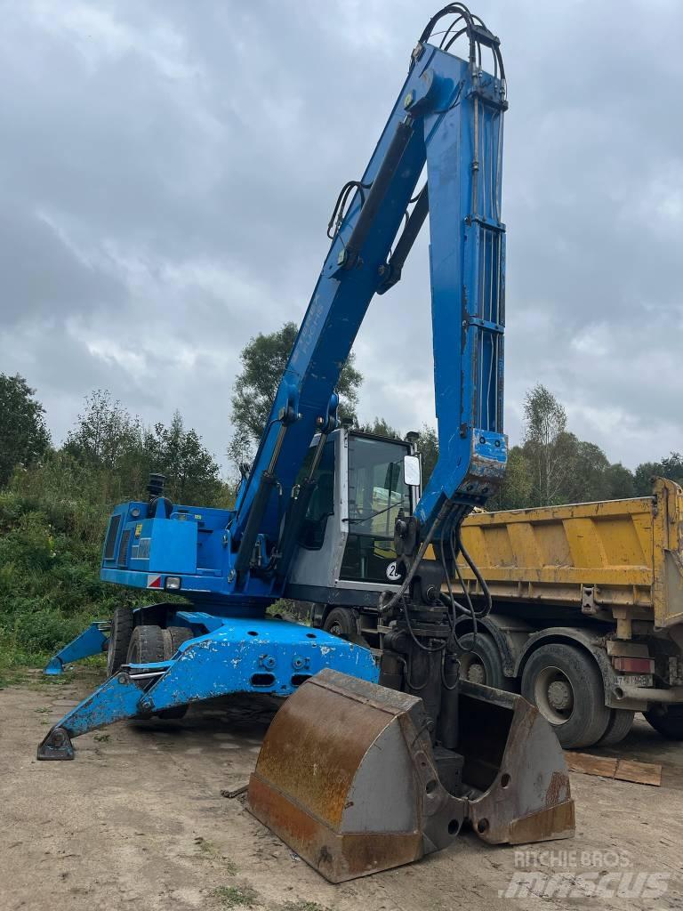 Fuchs MHL 320 轮式挖掘机