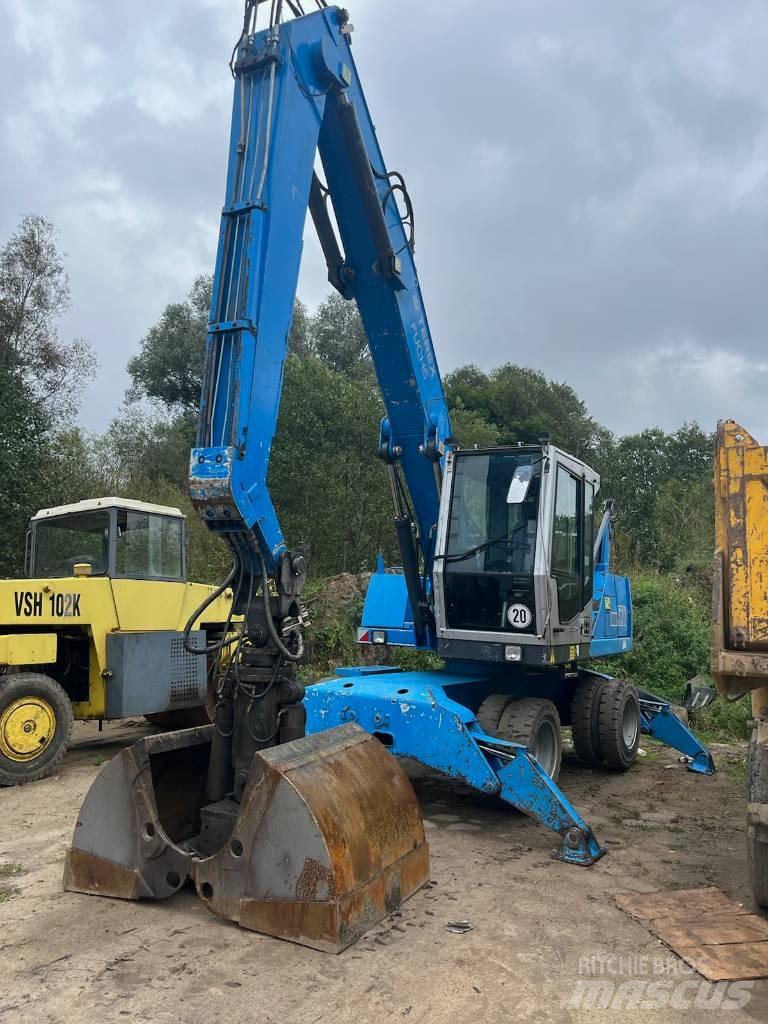 Fuchs MHL 320 轮式挖掘机