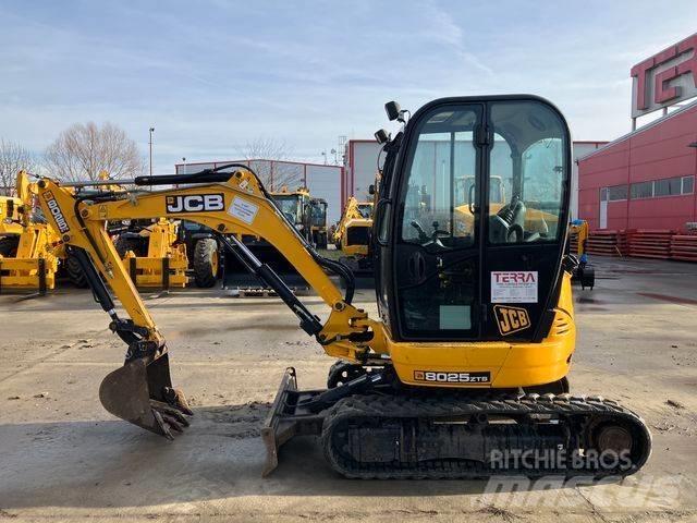 JCB 8025 ZTS 小型挖掘机