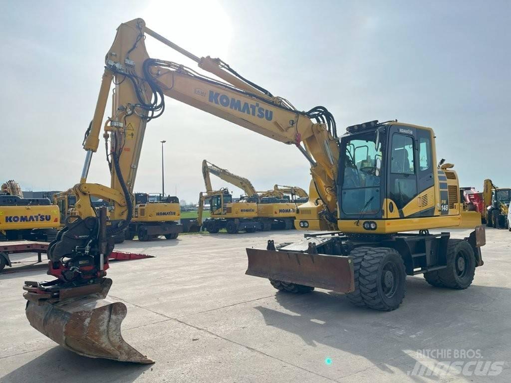 Komatsu PW 148-11 轮式挖掘机