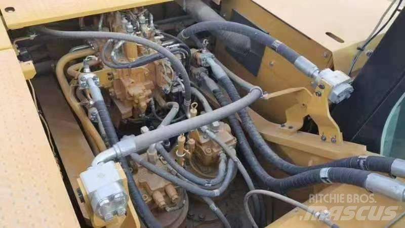 CAT 2022 CAT 350 轮式挖掘机