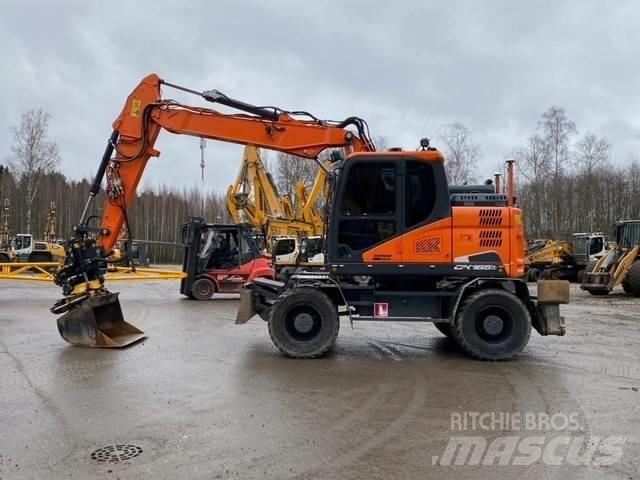 Doosan DX165W-5 轮式挖掘机