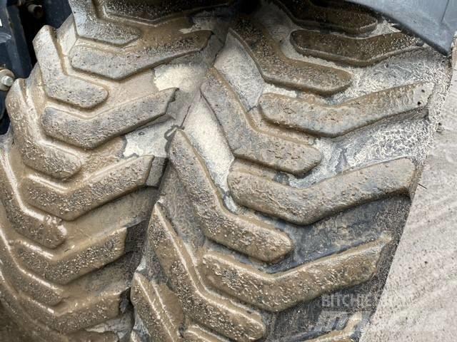 Doosan DX165W-5 轮式挖掘机