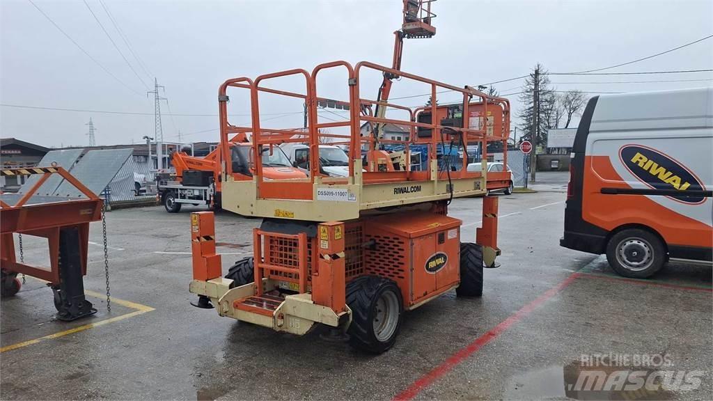 JLG 260MRT B 剪叉式升降机