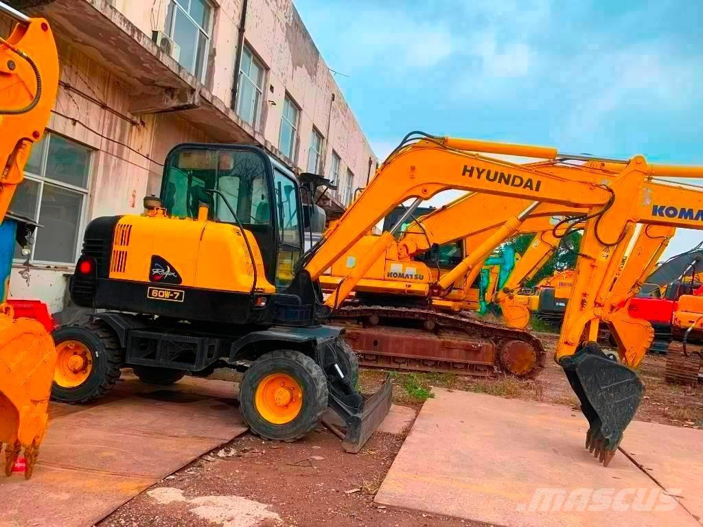 Hyundai Robex 60 W-7 轮式挖掘机