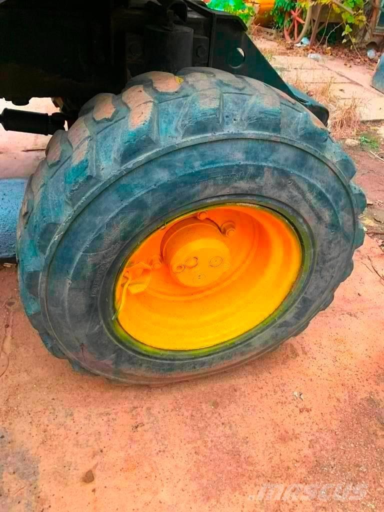 Hyundai Robex 60 W-7 轮式挖掘机