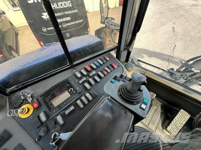 Huddig 1260B City 反铲装载机