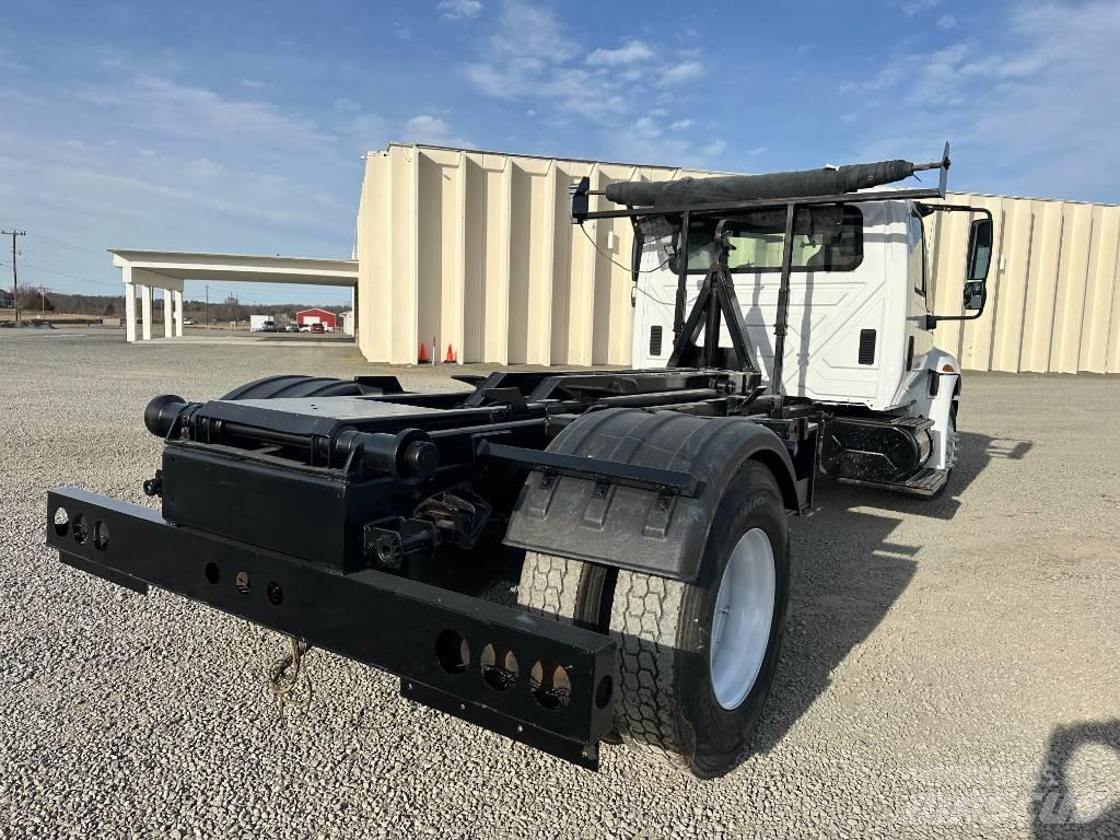 International 4400 垃圾车