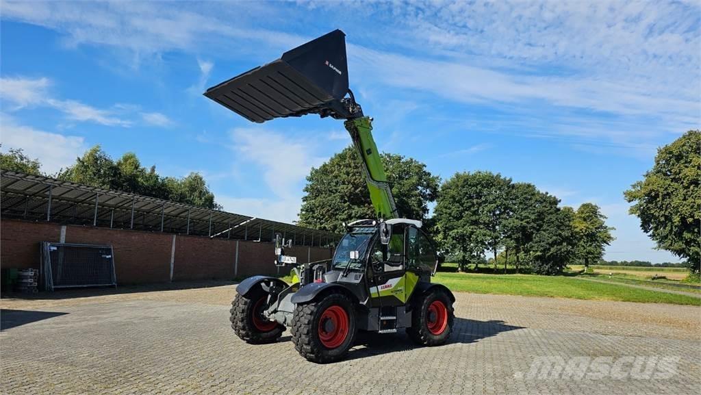 CLAAS Scorpion 742 伸缩臂叉装车|叉装车