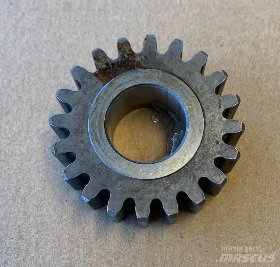Fiat Gear. 5121106 传动装置