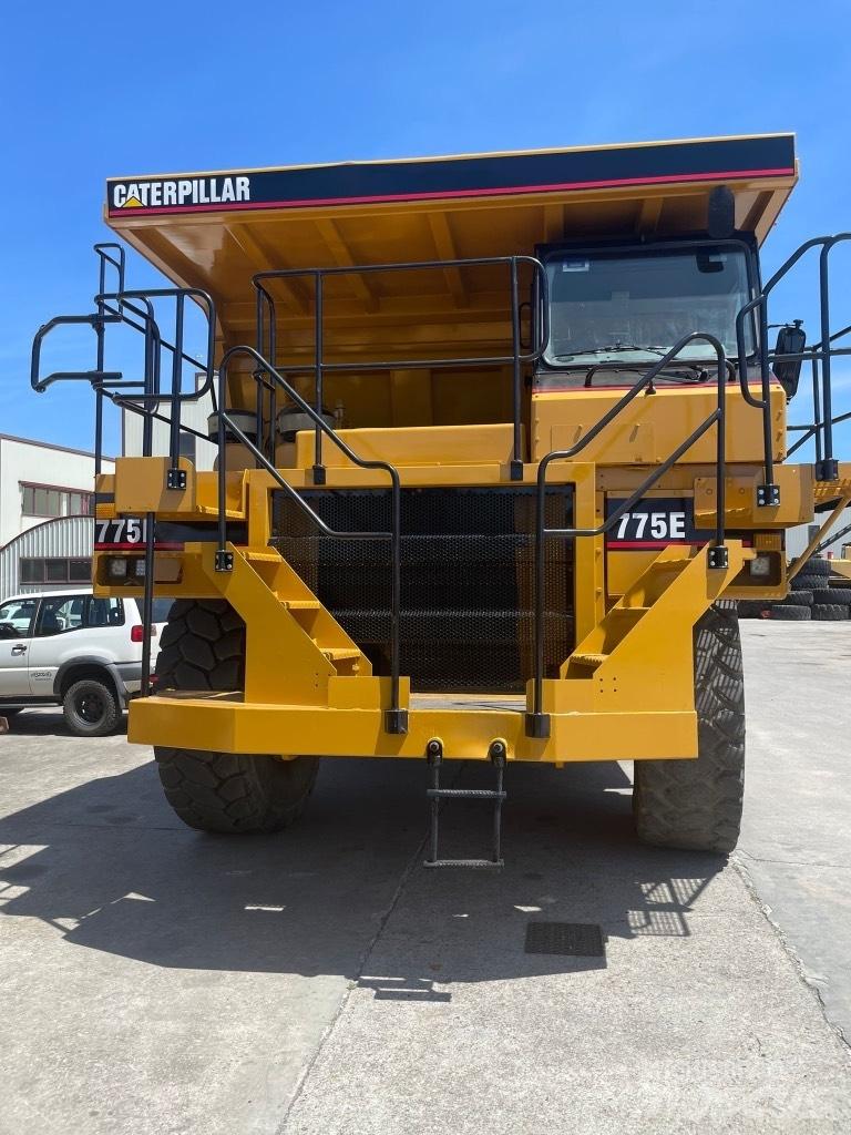 CAT Dumper 775E 刚性自卸车