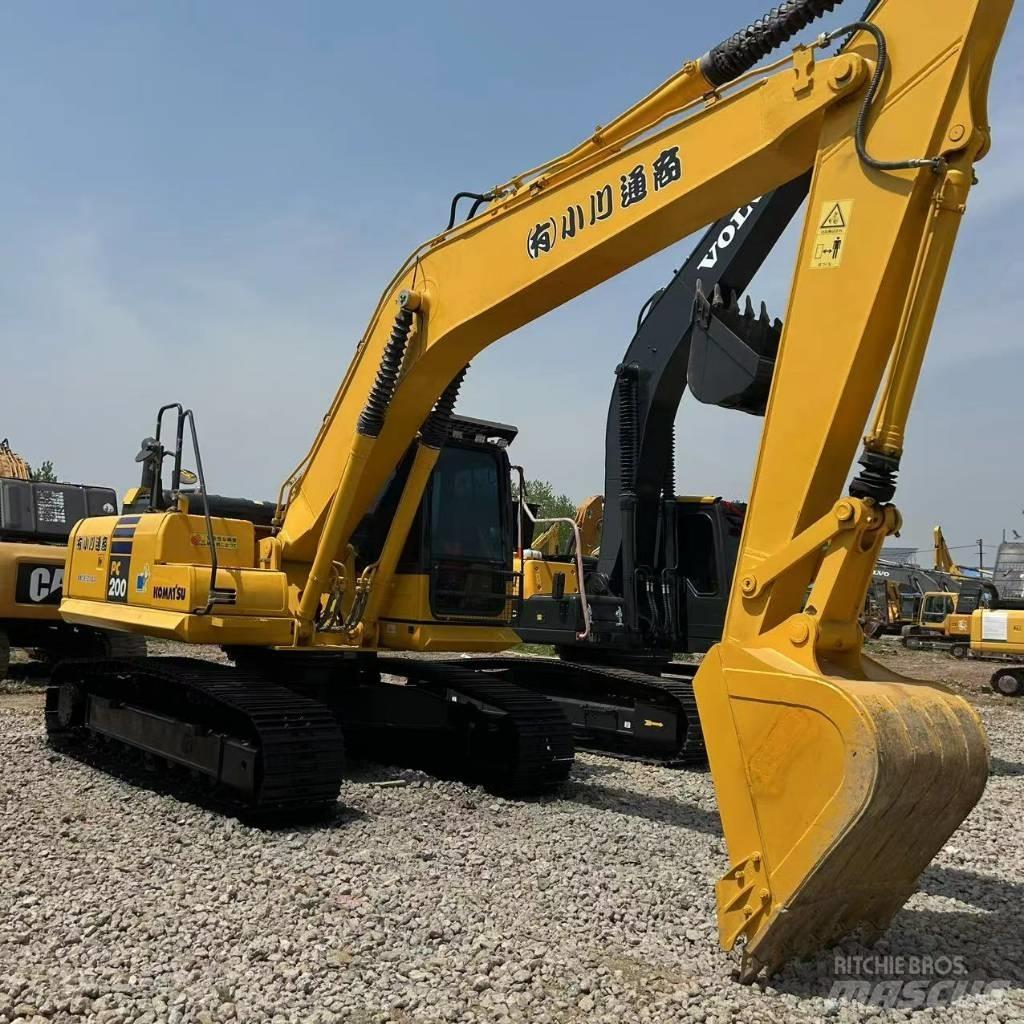 Komatsu PC 200-8 履带挖掘机