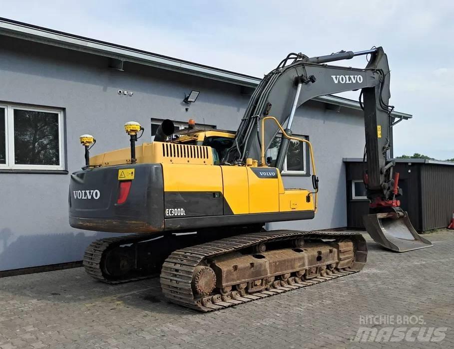 Volvo EC 300 D L 履带挖掘机