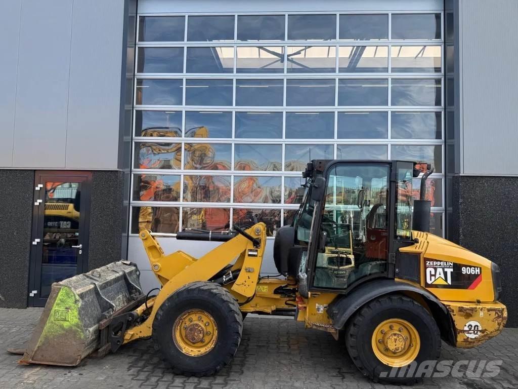 CAT 906H 轮式装载机